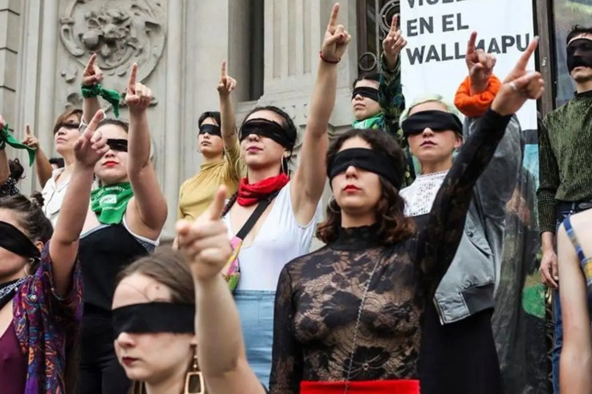 El colectivo Las Tesis hizo un llamado a manifestarse, Agencia Uno