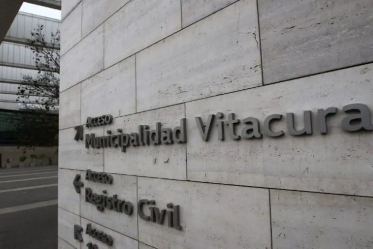 La municipalidad de Vitacura deberá pagar millonaria indemnización, Agencia Uno