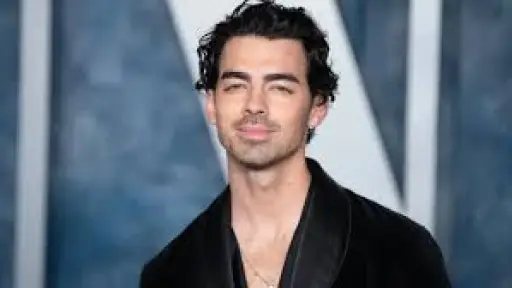 Joe Jonas, Redes sociales