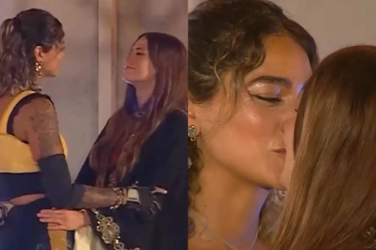 Beso entre Camila Recabarren y Julia Fernandes, Captura de redes sociales