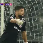 Emiliano Amor al arco en Colo Colo, Captura de pantalla