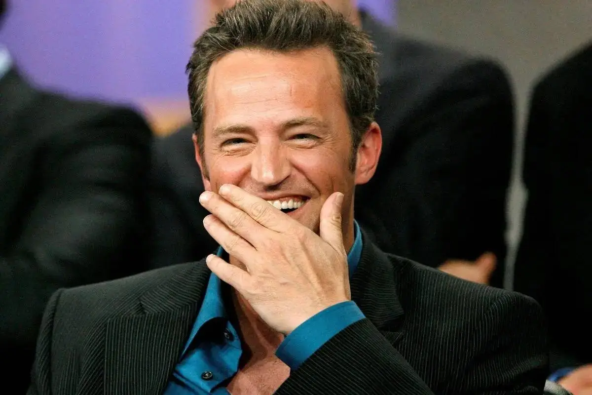 Giro en la investigación por la muerte de Matthew Perry, Redes sociales | Referencial