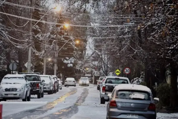 La nieve se acerca a la capital ,Agencia Uno