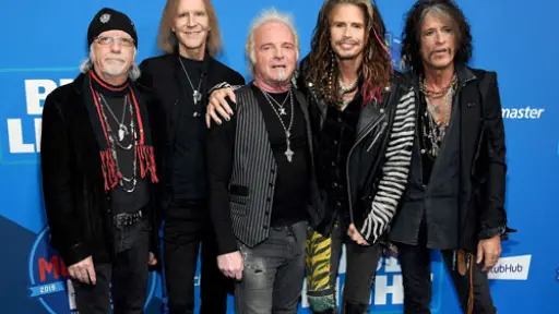 Aerosmith, Redes sociales