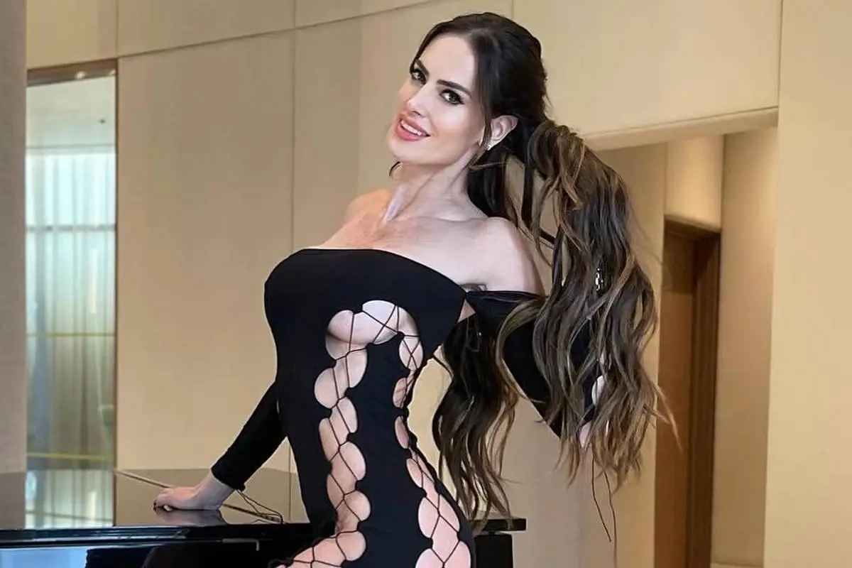 Adriana Barrientos, Redes Sociales