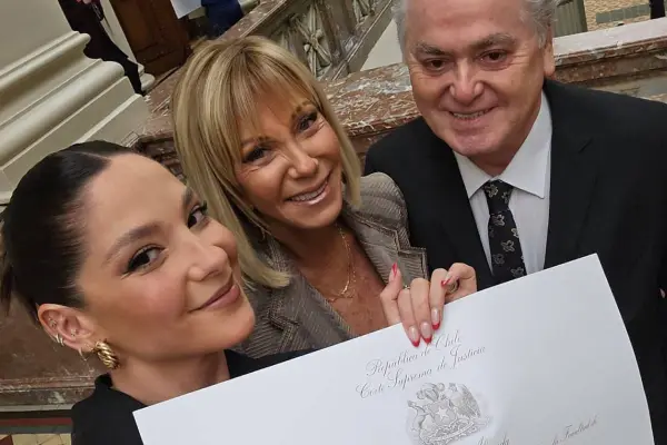 Kel Calderón y Raquel Argandoña ,Redes Sociales