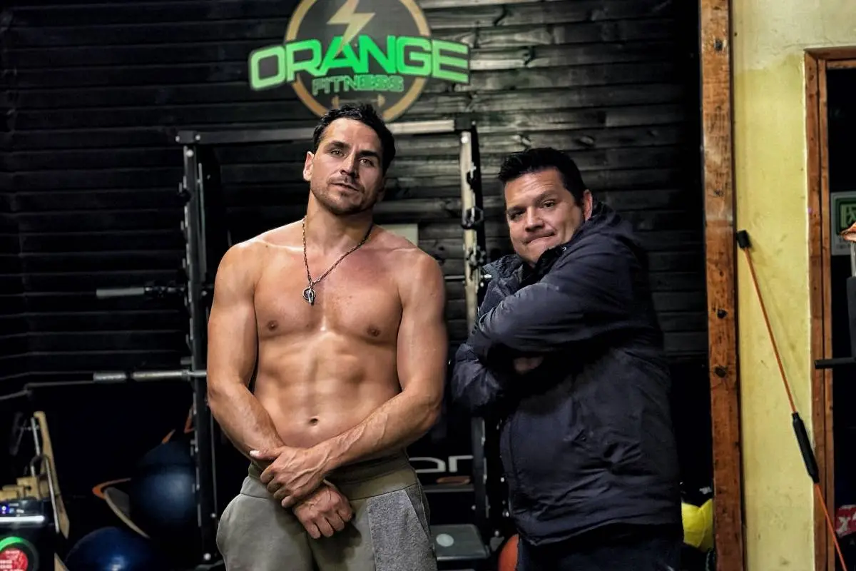 Pangal Andrade junto a su entrenador, Cedida