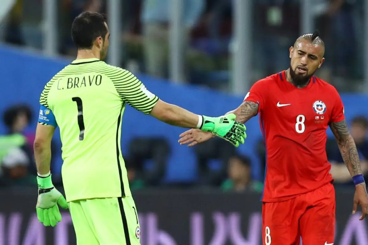 Claudio Bravo y Arturo Vidal, Redes sociales