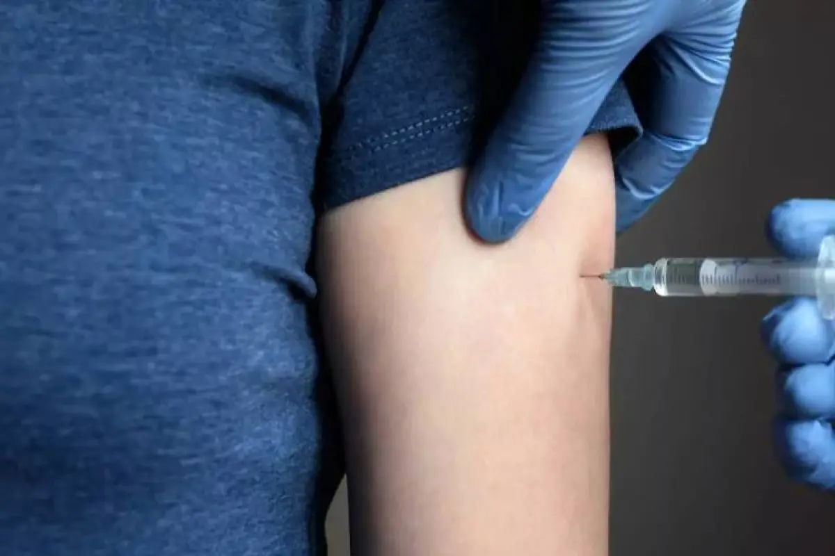 Vacuna Mpox, Redes sociales