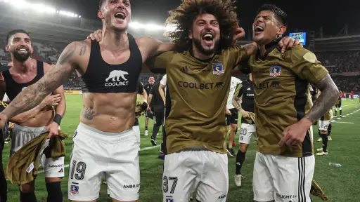 Colo Colo entre los grandes de América, Instagram