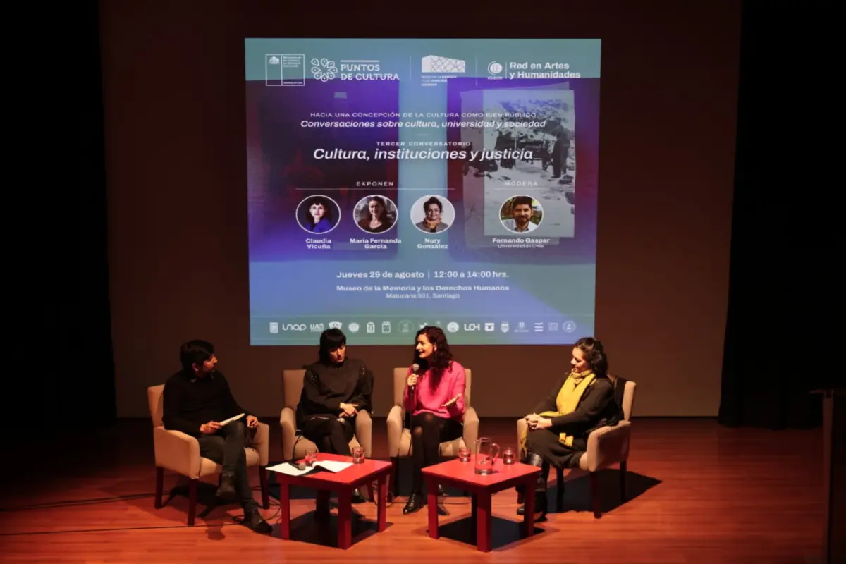 Conversatorio sobre cultura, instituciones y justicia, Juan Pablo Carmona