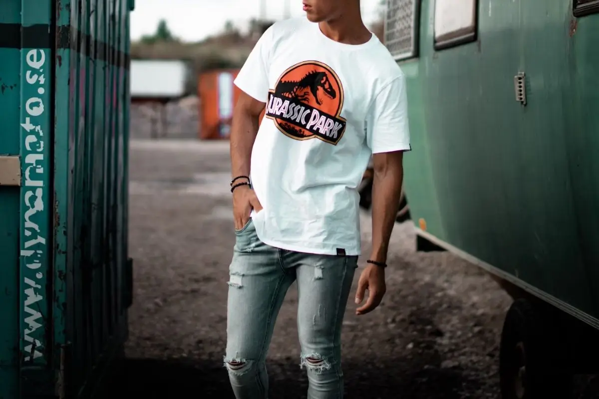 Polera de hombre, Cedida