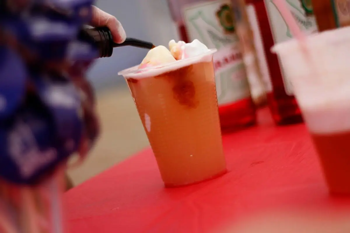 Los terremotos están a .000, Agencia Uno