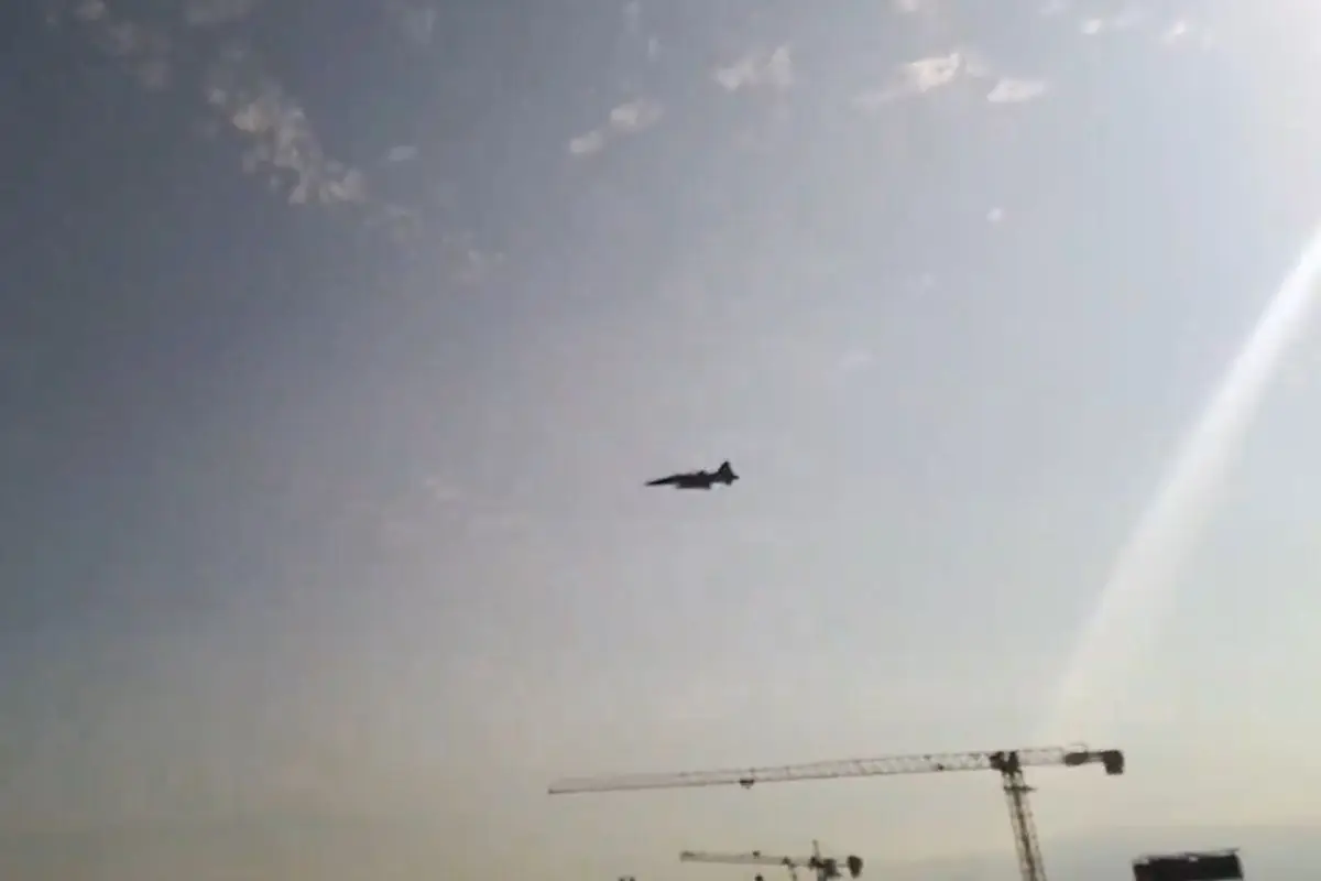 Aviones irrumpieron en el cielo de la capital, Captura