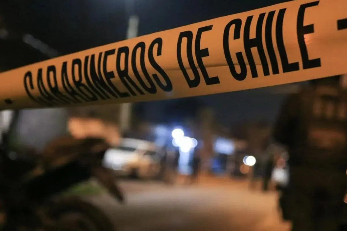 Carabineros fue en busca de los delincuentes, Agencia Uno