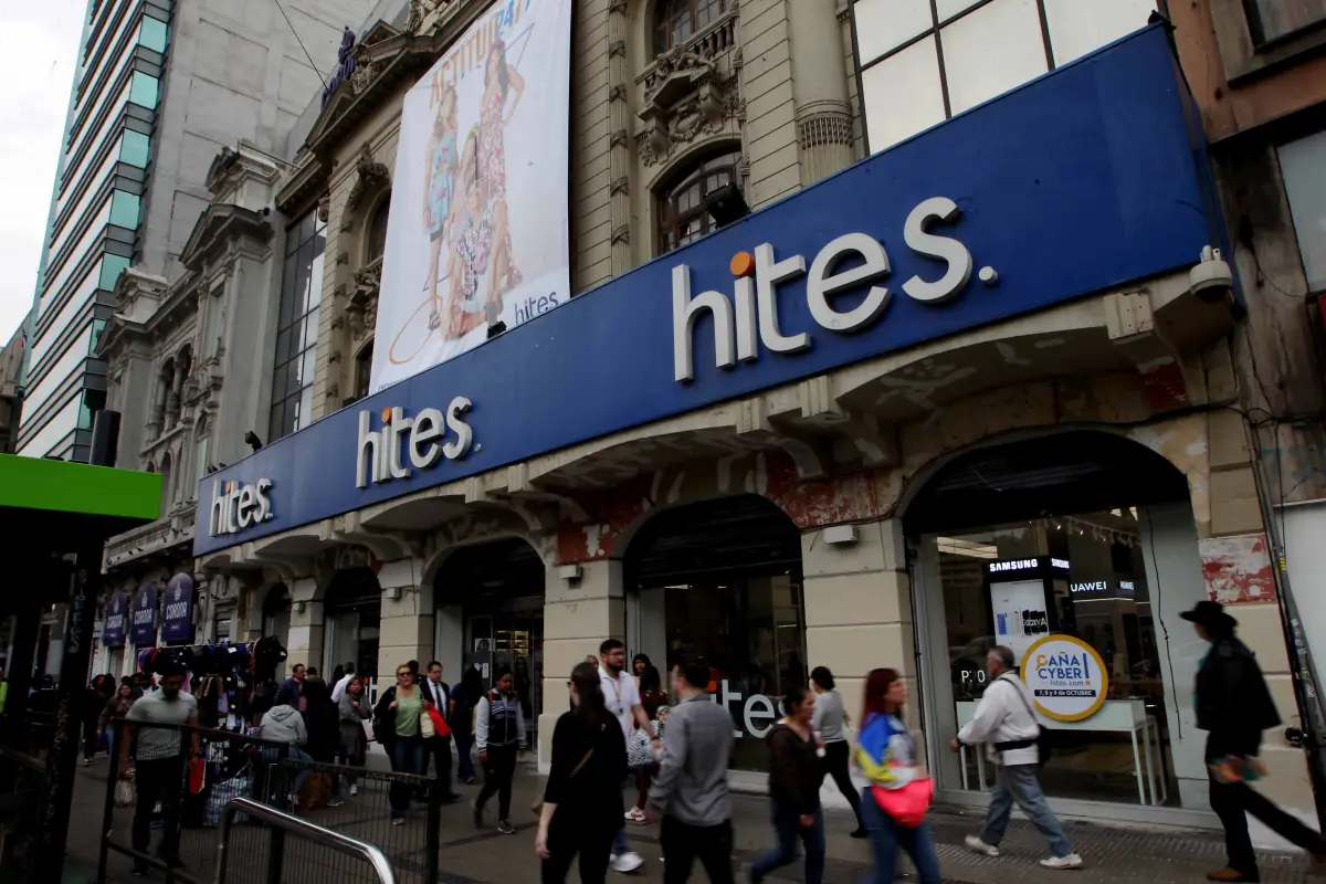 Hites, Redes sociales