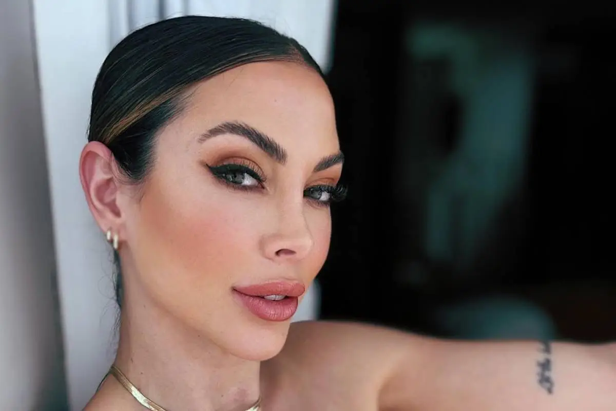 Daniela Colett, Redes Sociales