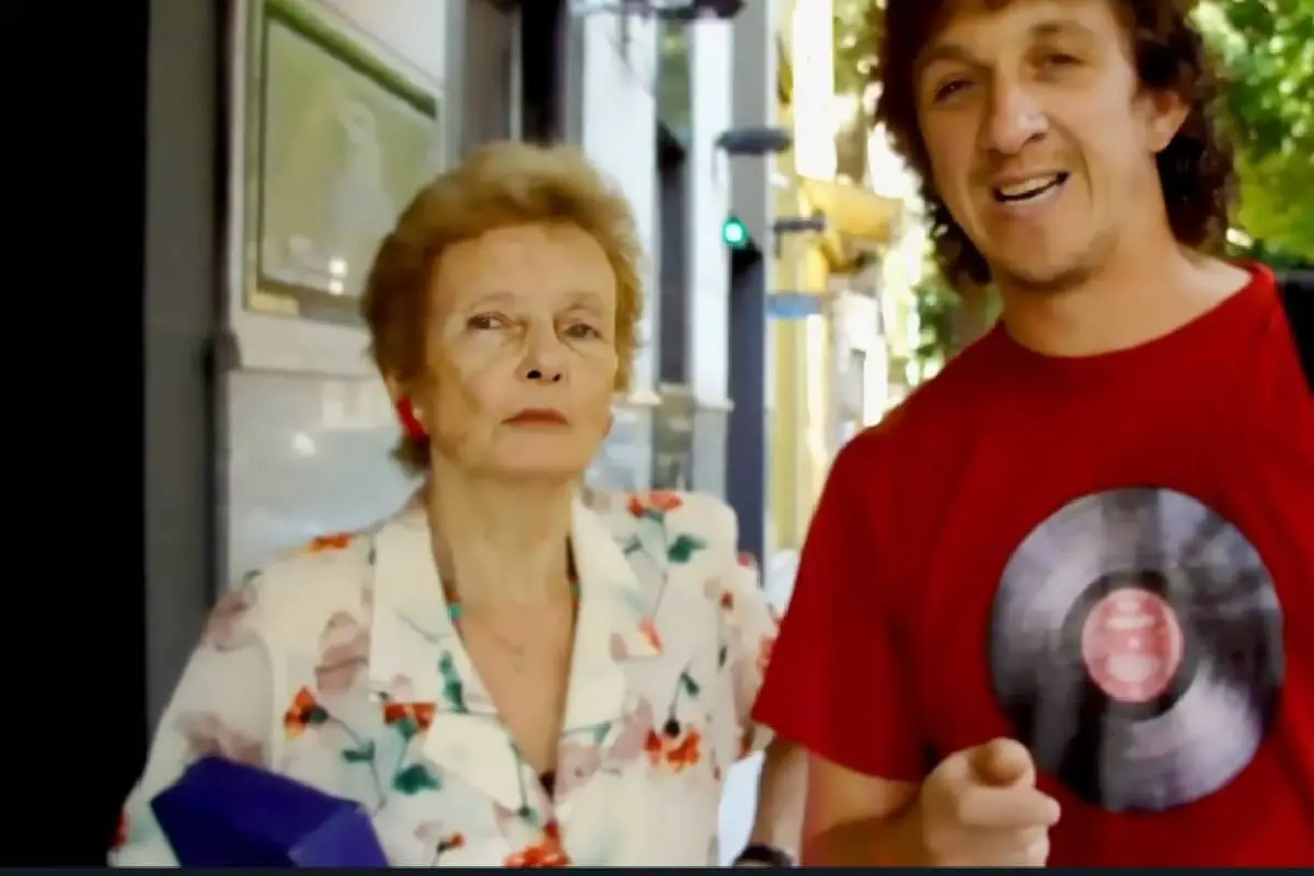 Madre de Gustavo Cerati y Felipe Reyes, Captura 