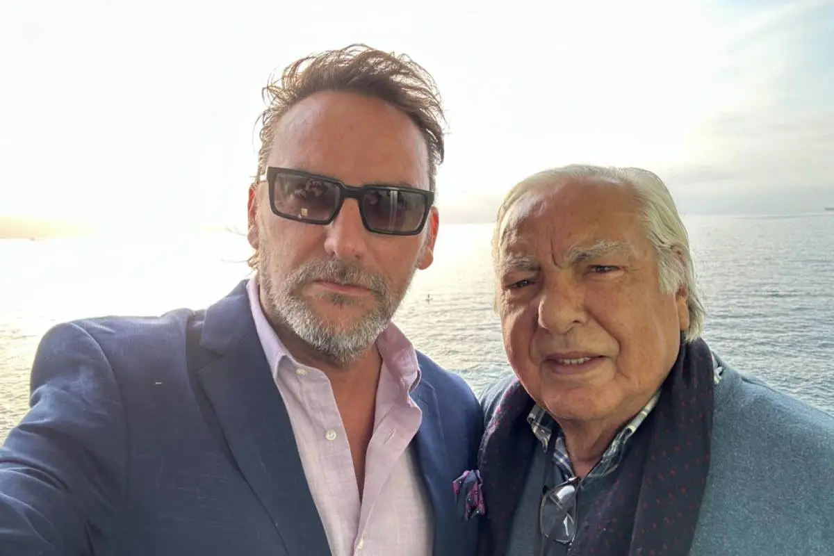 Daniel Fuenzalida, Redes Sociales