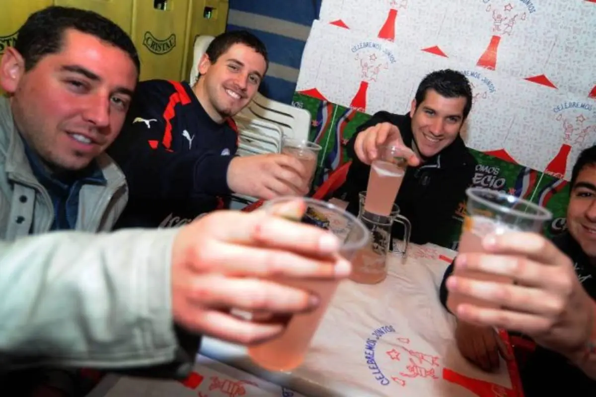 Consumo de alcohol, Redes Sociales