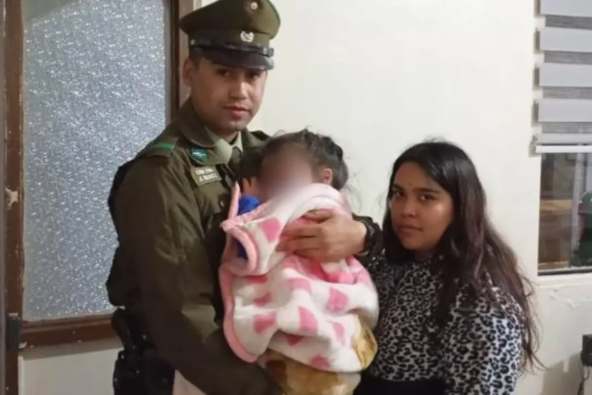 Carabinero le salvó la vida a menor de 5 años , Redes sociales | X