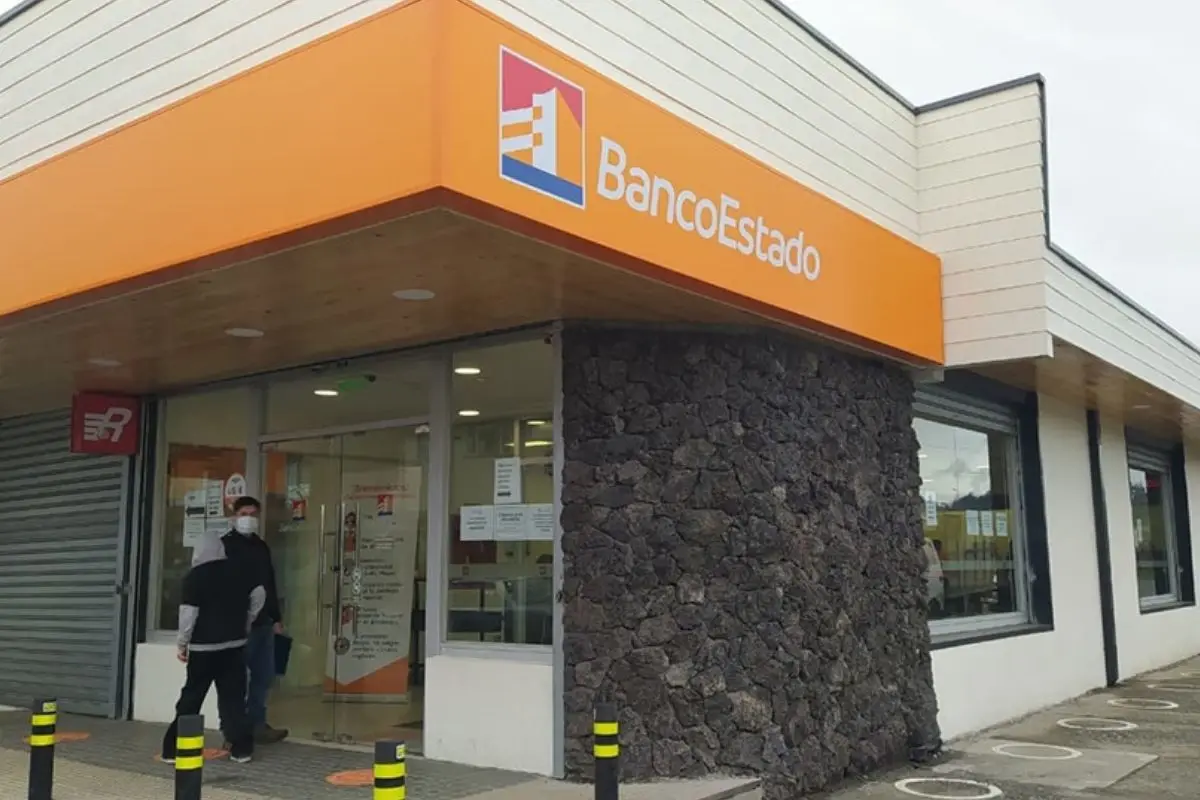 28 millones perdió una jubilada en el BancoEstado, Instagram