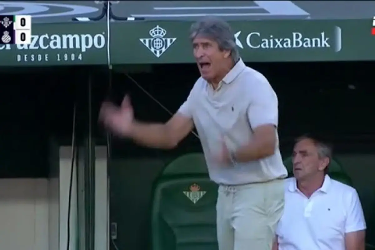 El momento de furia de Manuel Pellegrini en el Betis, Redes sociales | X