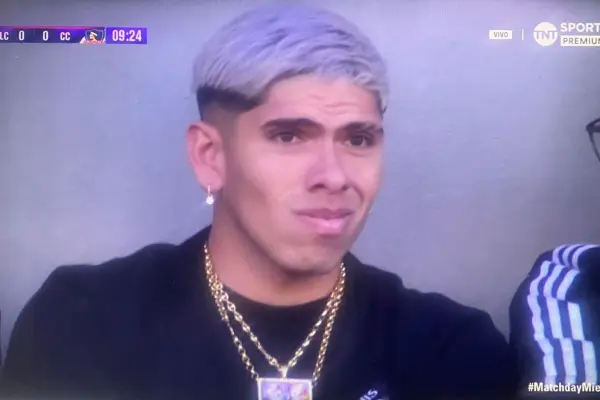 Carlos Palacios no pudo jugar hoy por Colo Colo ,Captura