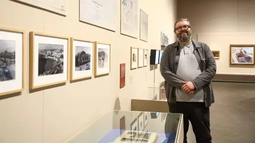 Exposición Por la línea corre el tren, Juan Pablo Carmona