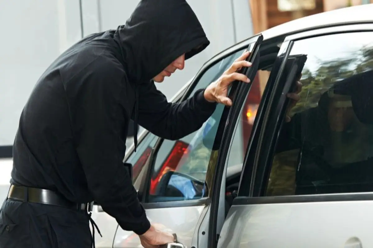 Nuevo método para robar autos, Redes sociales | Referencial