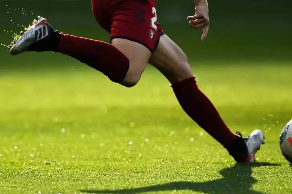 Chilenos en el fútbol inglés , Redes sociales