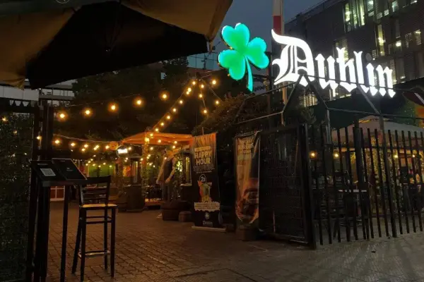 Pub Dublin en el ojo del huracán ,Redes sociales | Referencial