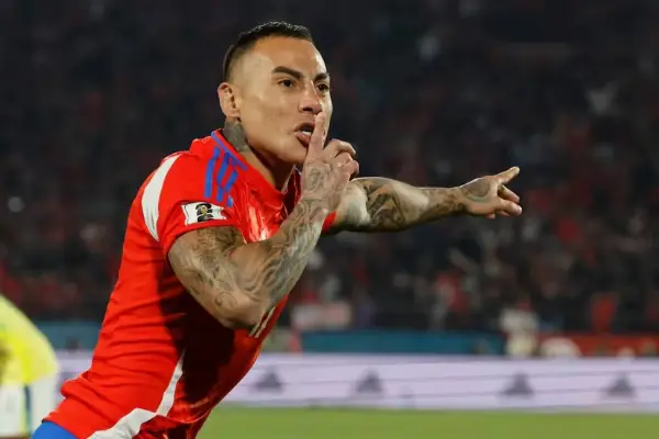Eduardo Vargas ,Redes sociales