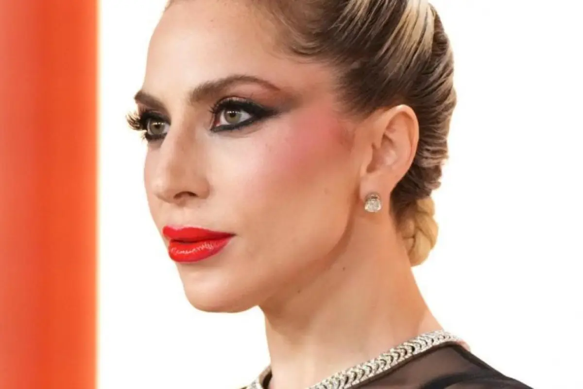 Lady Gaga , Redes sociales | Referencial