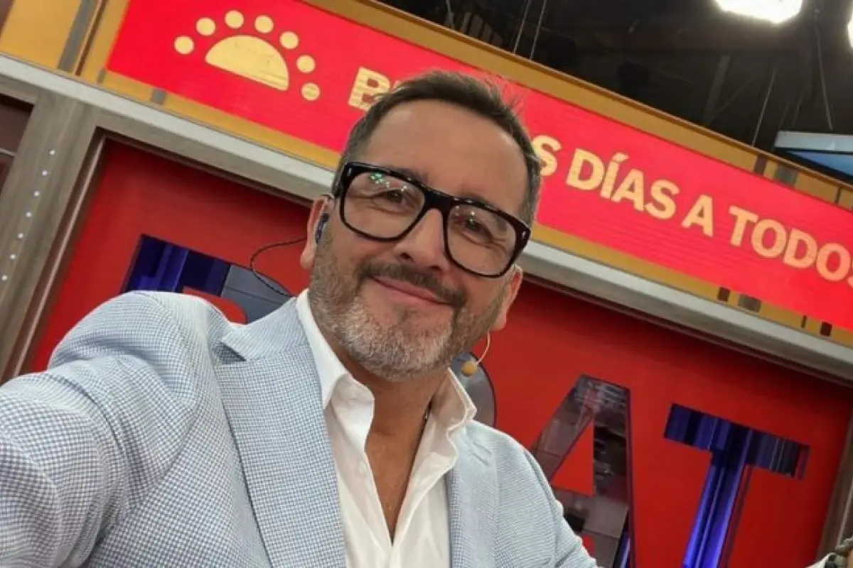 Eduardo Fuentes, Redes sociales