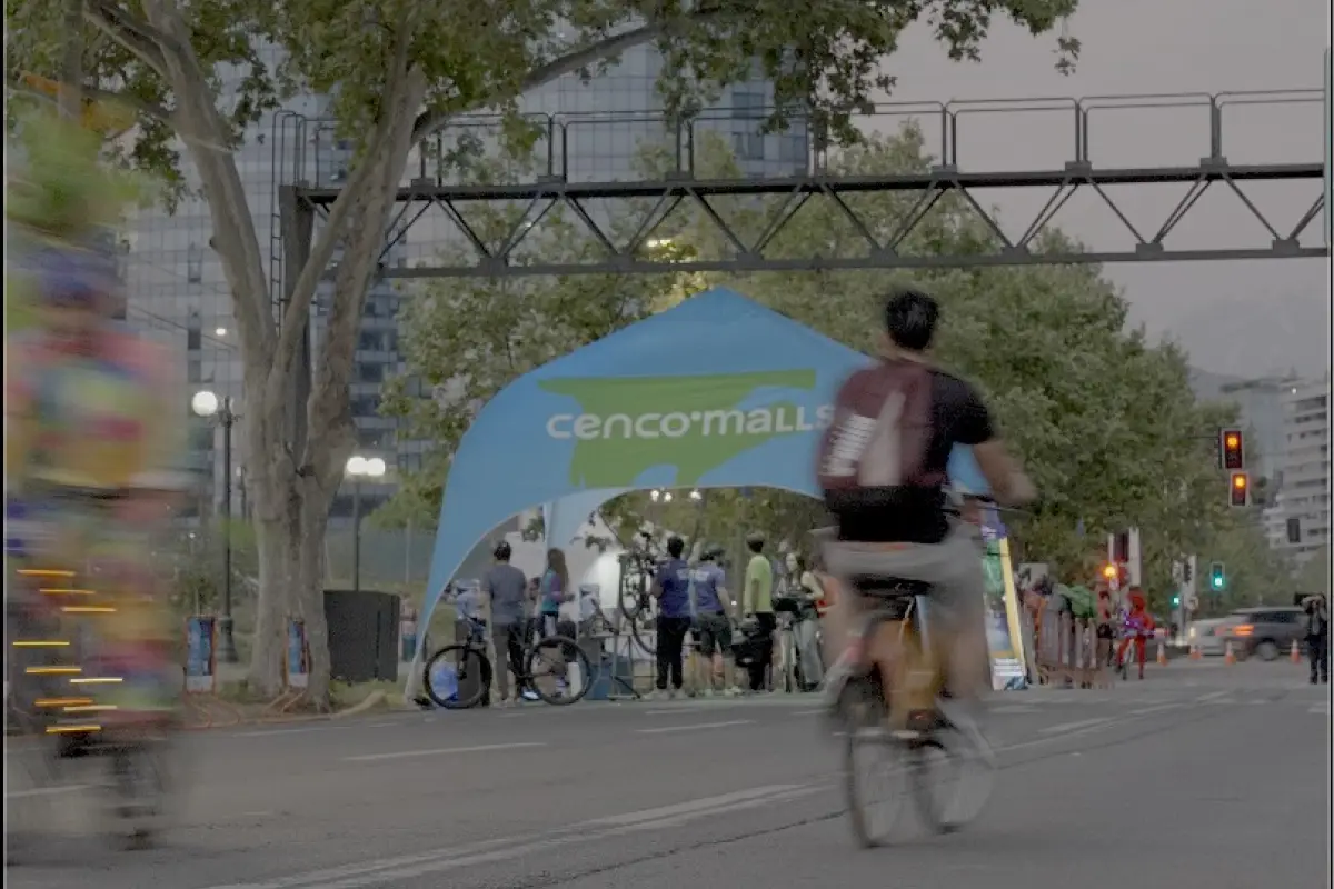 Cenco Malls inaugura nuevo estacionamiento de bicicletas que busca ser el más completo y moderno del país, Cedida