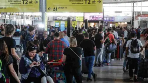 Temen congestión de pasajeros en los aeropuertos, Agencia Uno