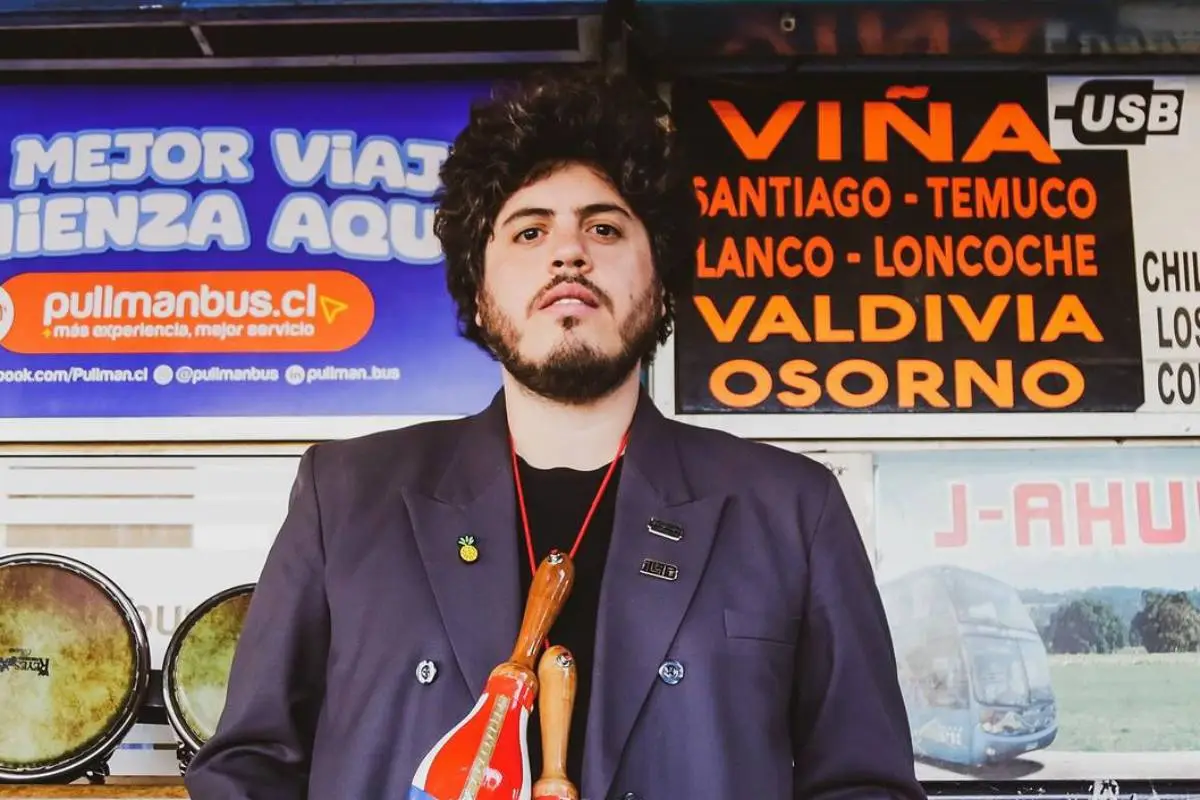 Vicente Cifuentes, Instagram