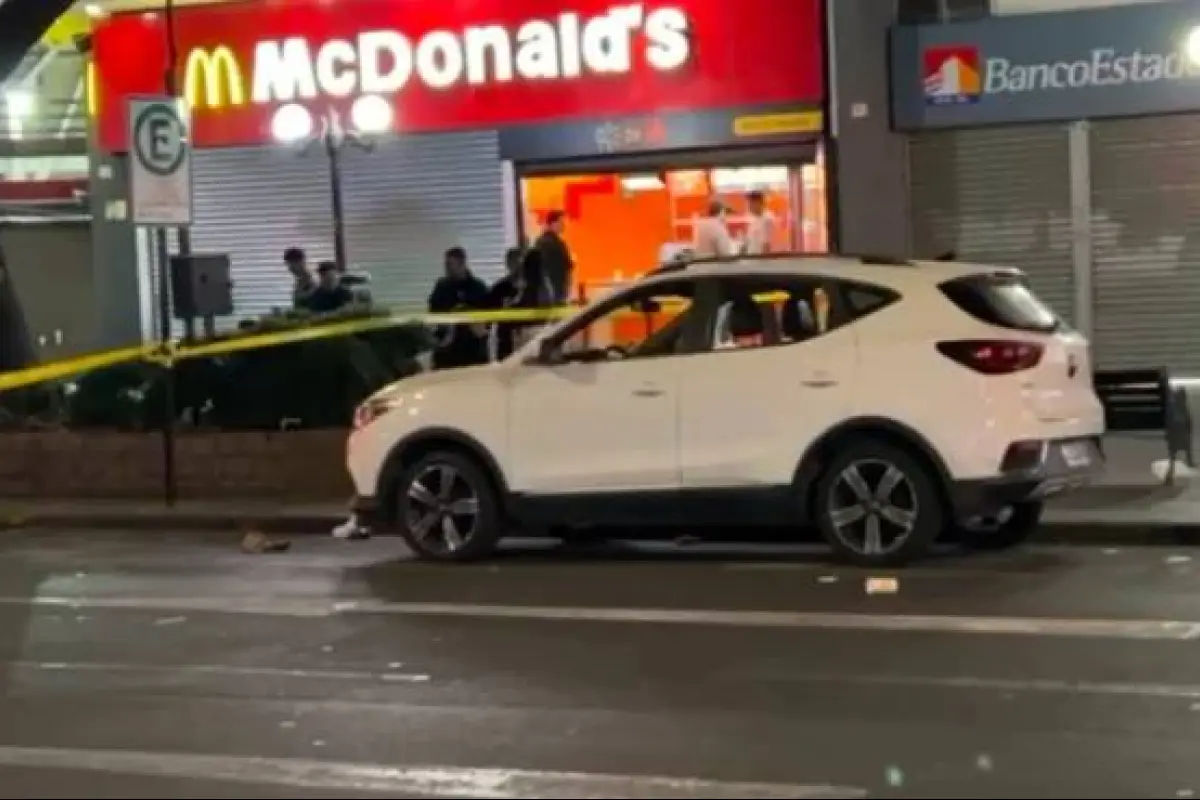 Delincuentes asesinan a cliente de McDonald's, Redes sociales | X