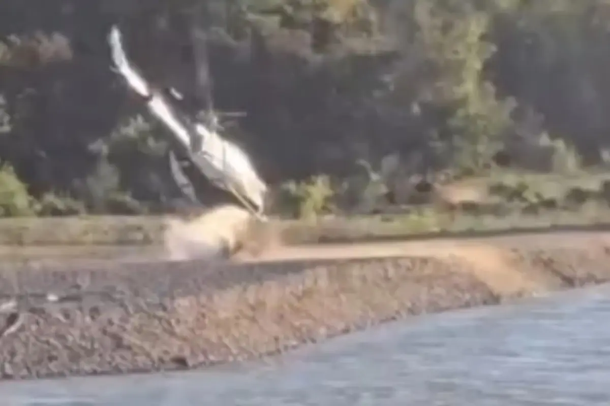 Helicóptero capotó en Rauco, Redes sociales | X