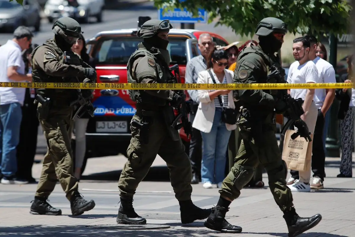 Mujer fue liberada tras seis horas de negociaciones, Agencia Uno