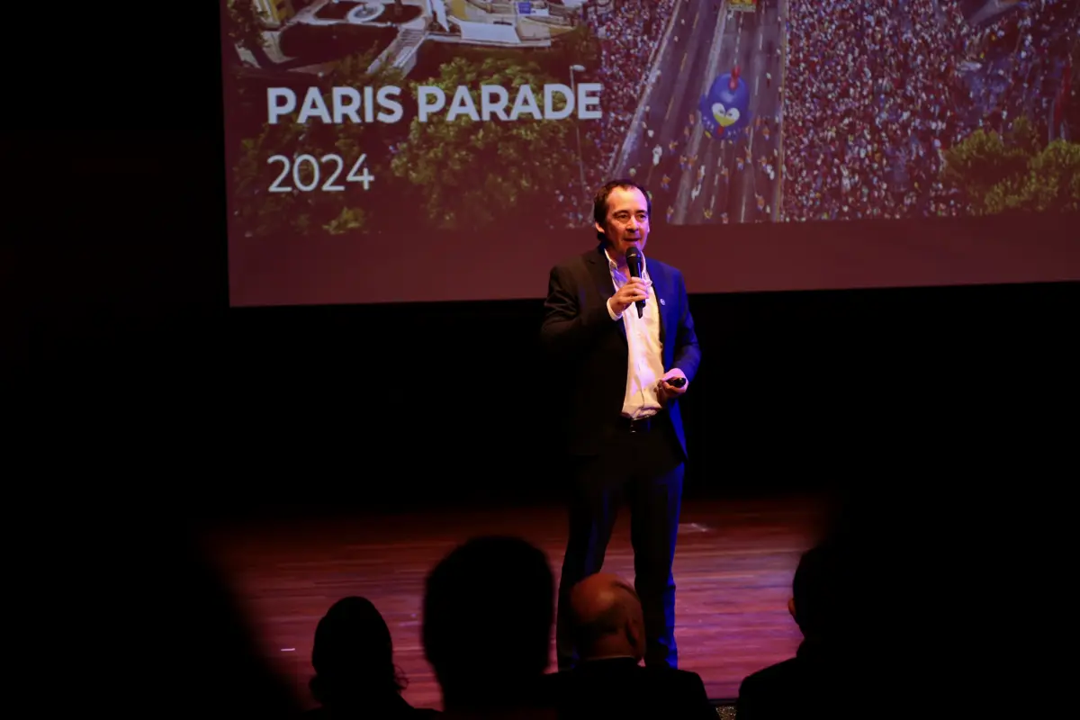 Paris Parade presenta innovadora mesa y extiende jornada ciudadana para poner en valor el espacio público, Cedida