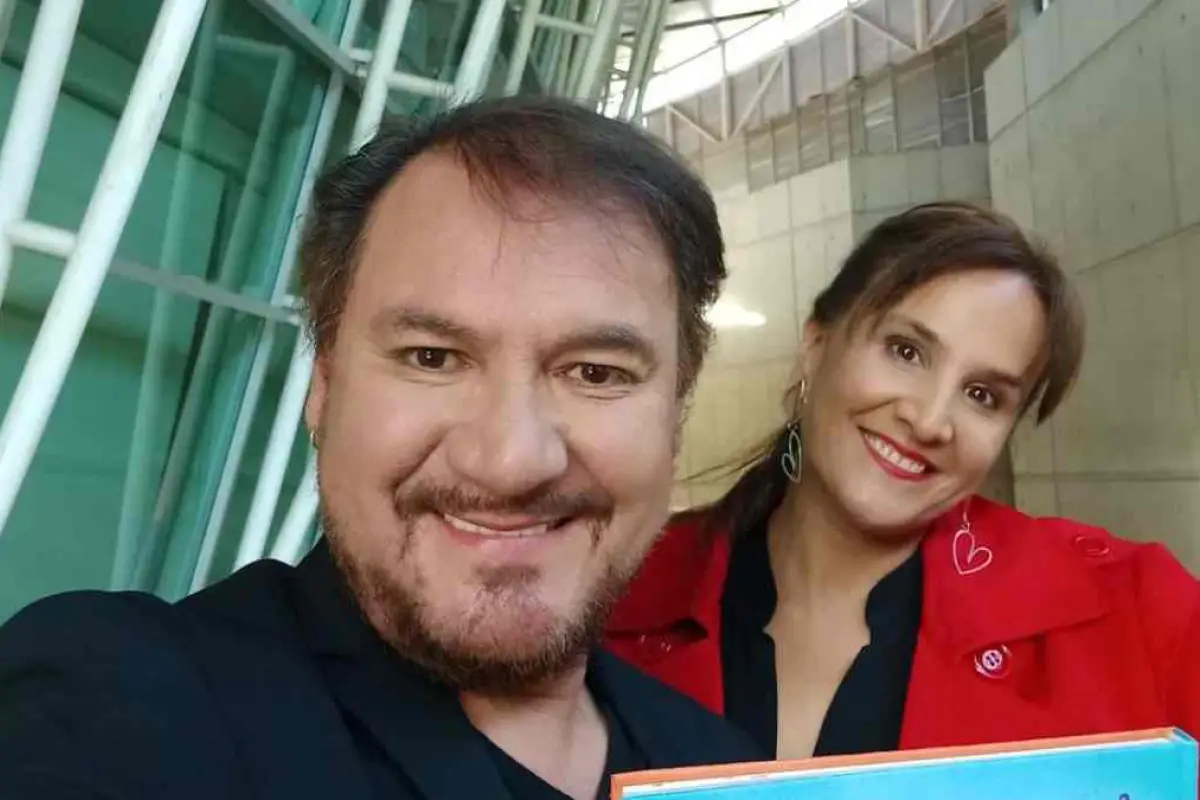Rodrigo Muñoz y Claudia Pérez, Redes sociales