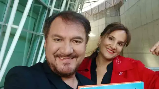 Rodrigo Muñoz y Claudia Pérez, Redes sociales