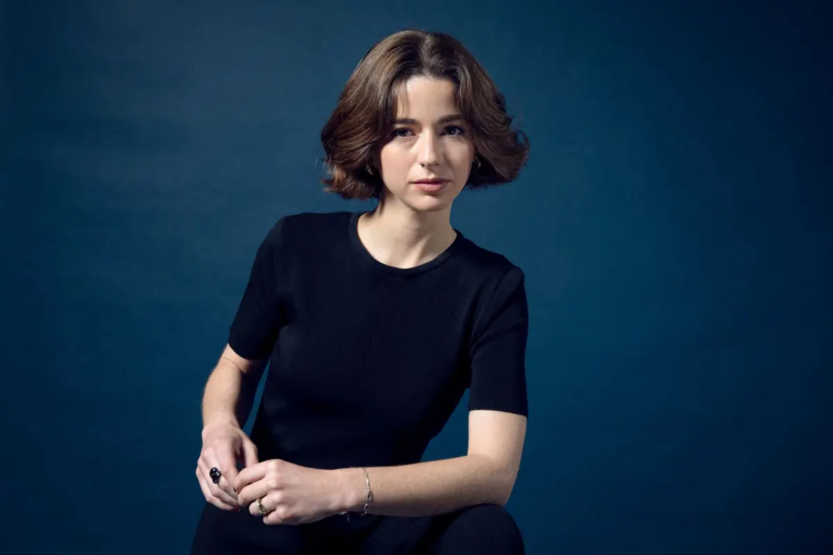 Mariana Di Girolamo, Mega