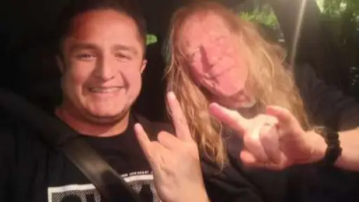 Conductor de Uber se sacó una foto con Janick Gers, Tik Tok