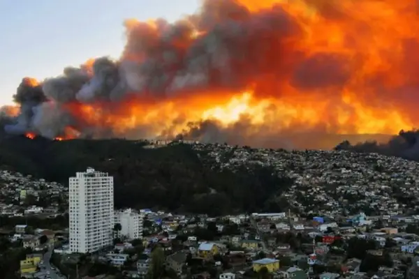 Mega incendio Valparaíso ,Redes Sociales