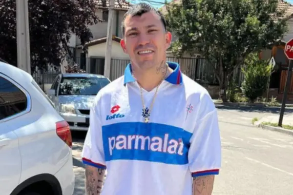 Gary Medel regresa a la UC ,Instagram