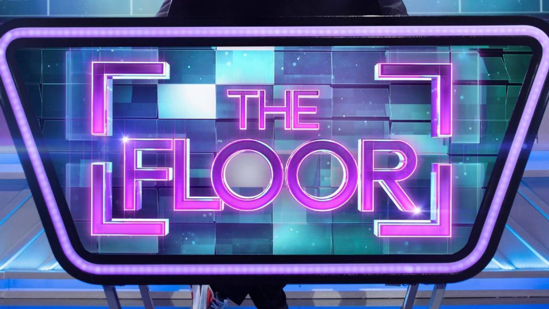 The Floor - Redes Sociales