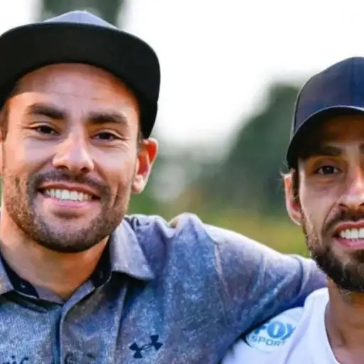 Claudio Valdivia y Jorge Valdivia  ,Redes sociales